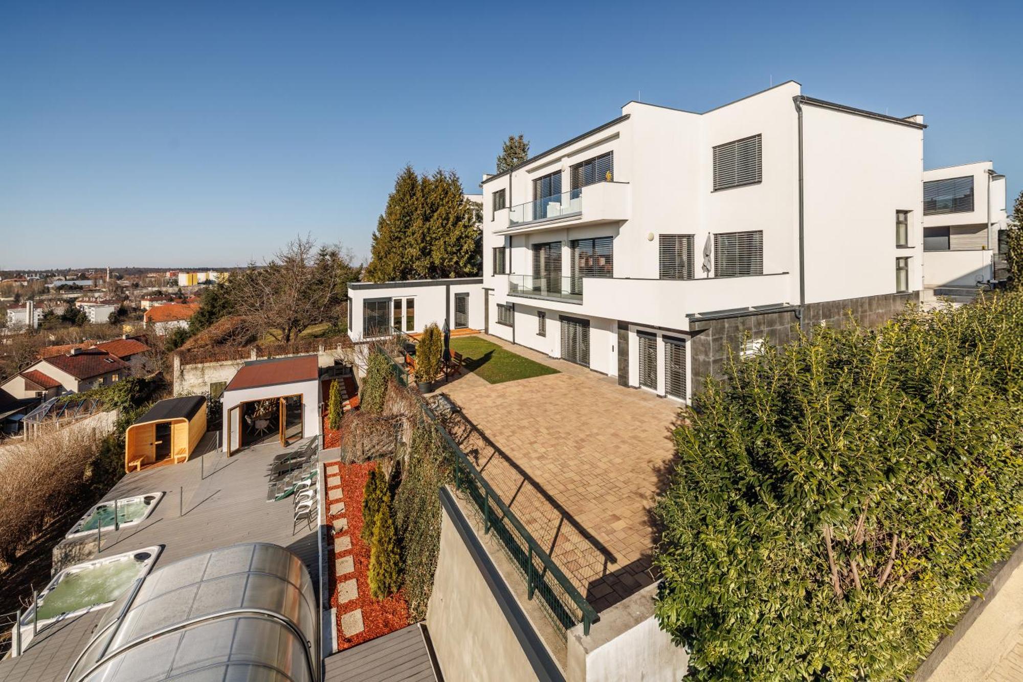 Airport Luxury & Apartament Praga